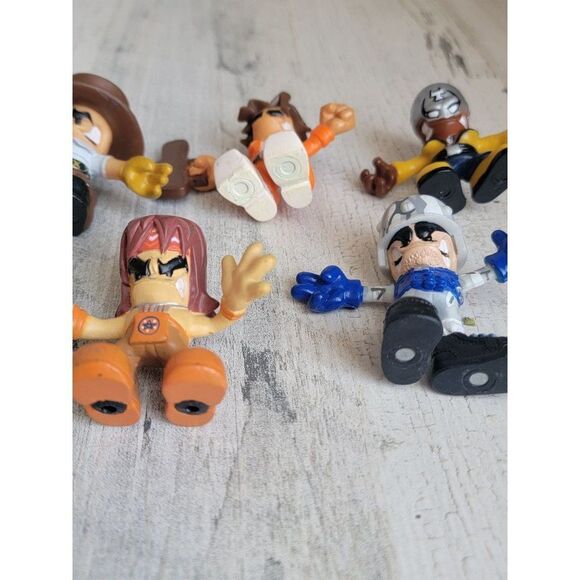 Tech Deck dude guy variety set toy cowboy native American guitar - Picture 6 of 8